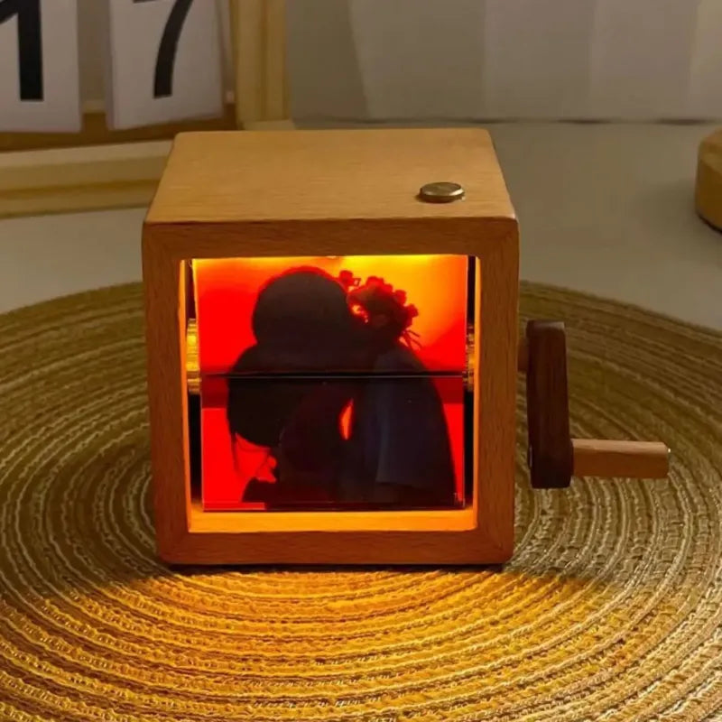 Boîte à Flipbook à Manivelle pour les Amoureux – Souvenir Romantique et Personnalisé